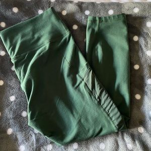 Fabletics powerhold cropped leggings